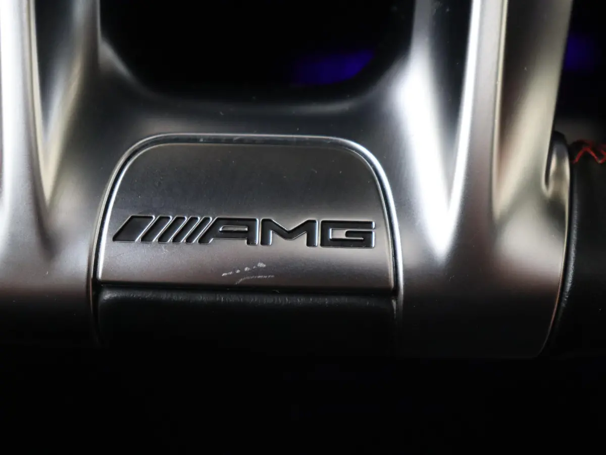 AMG 35 4MATIC / Panoramadak/ Night/ 19 inch/ Sfeerverlichting