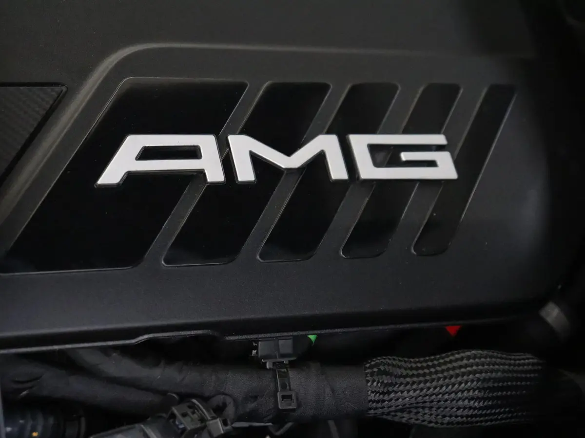 AMG 63 S E Performance Night Edition / F1 Edition/ 20 inch/ Perf. Stoelen/ Carbon/ Night 1+2/ Burmester 3D/ Drivers Pack