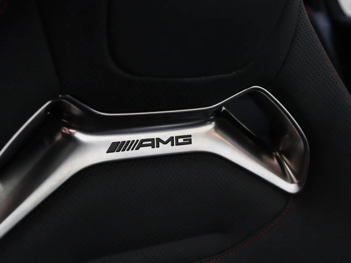 AMG 63 S E Performance Night Edition / F1 Edition/ 20 inch/ Perf. Stoelen/ Carbon/ Night 1+2/ Burmester 3D/ Drivers Pack