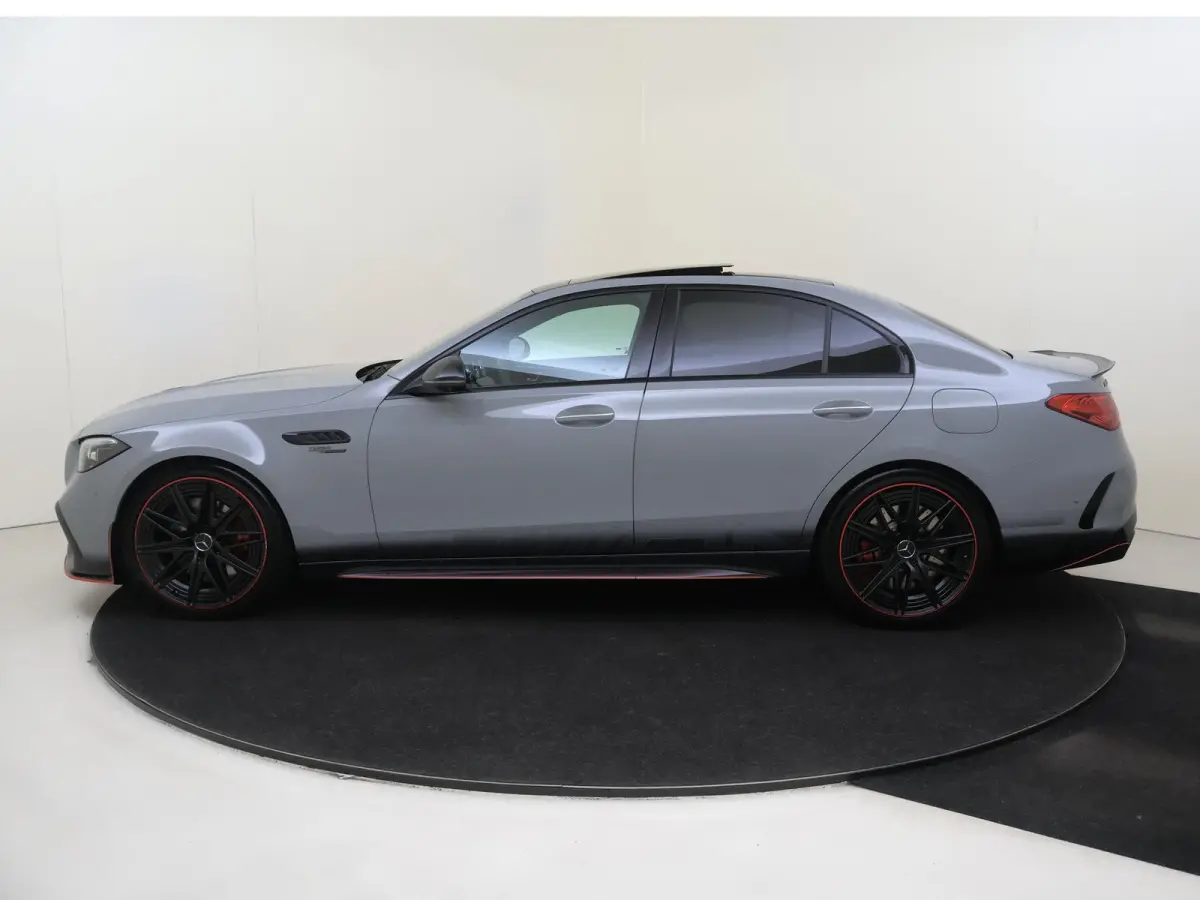 AMG 63 S E Performance Night Edition / F1 Edition/ 20 inch/ Perf. Stoelen/ Carbon/ Night 1+2/ Burmester 3D/ Drivers Pack