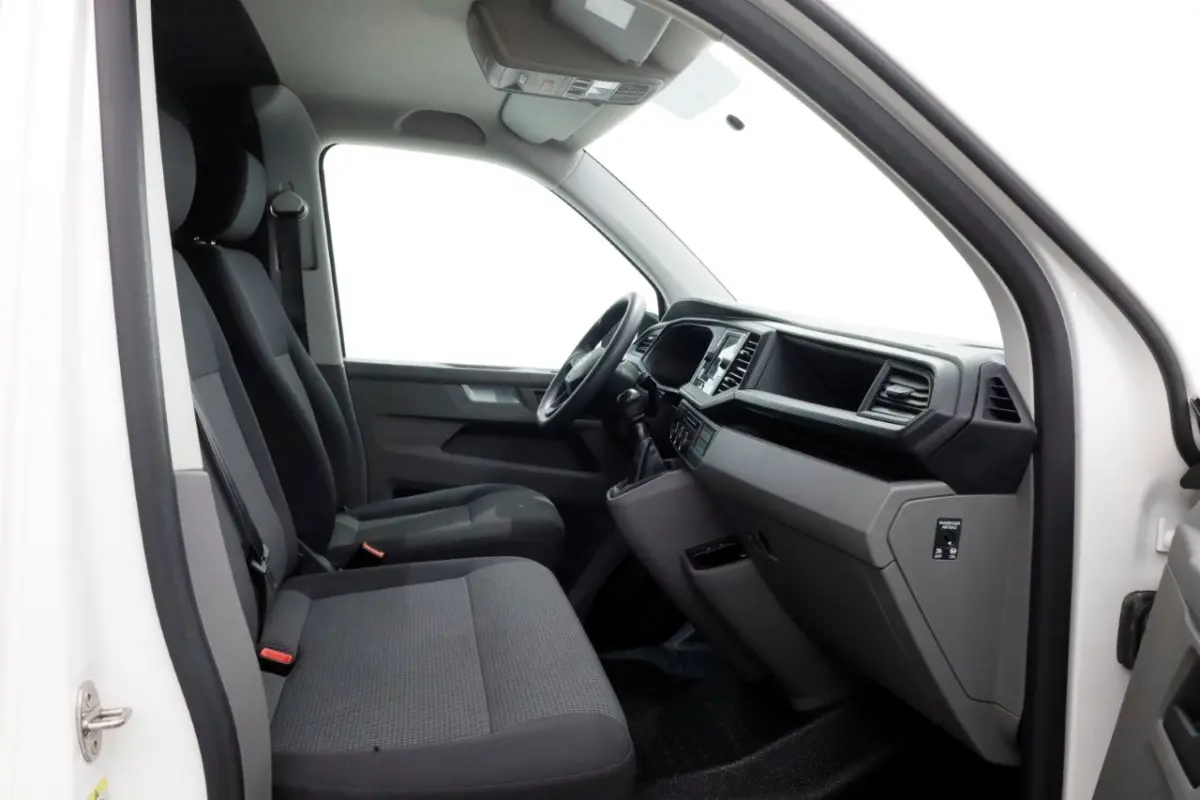 T6.1 2.0 TDI 150pk L1H1 Airco/CarPlay 03-2021