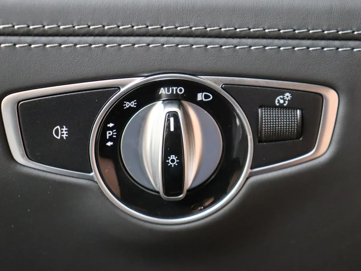 AMG 53 4MATIC+ Premium / Stoelverwarming / 360Graden-Camera / Panorama-schuifdak / Memory-Stoelen / Night-Pakket / Stoelventilatie /