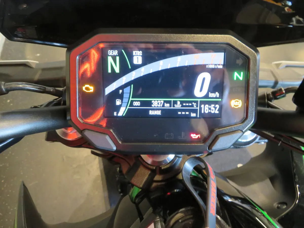 Z650 NIEUWSTAAT!!
