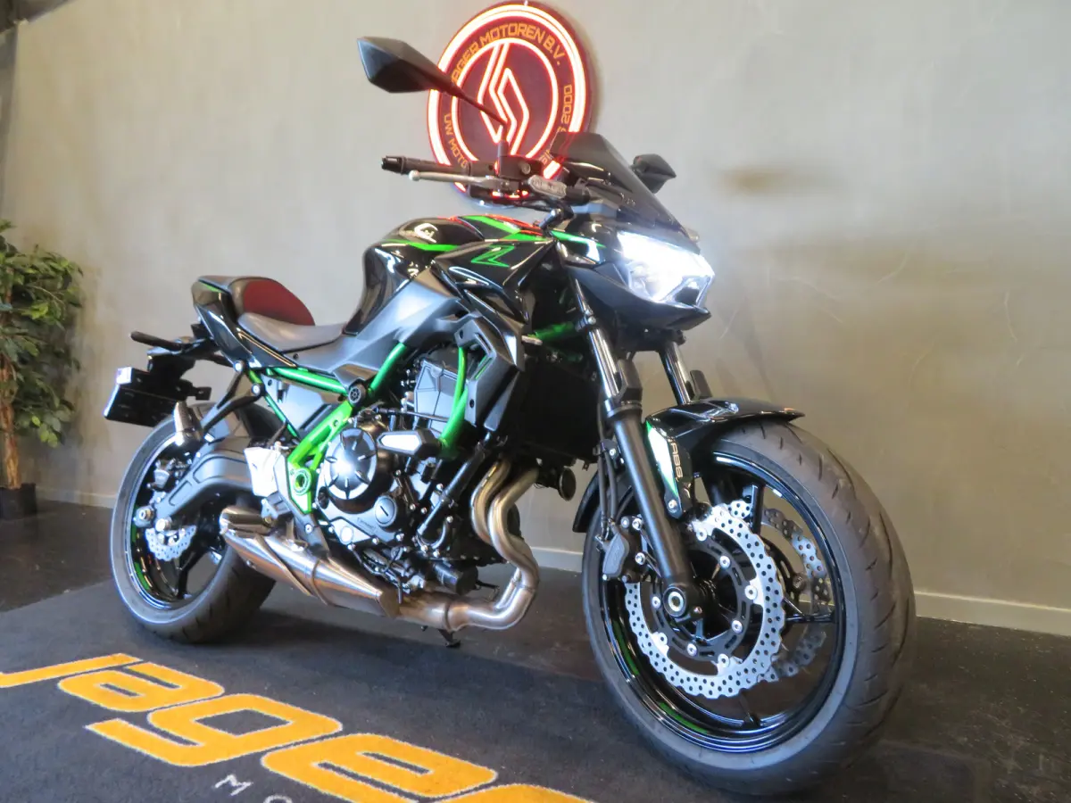 Z650 NIEUWSTAAT!!