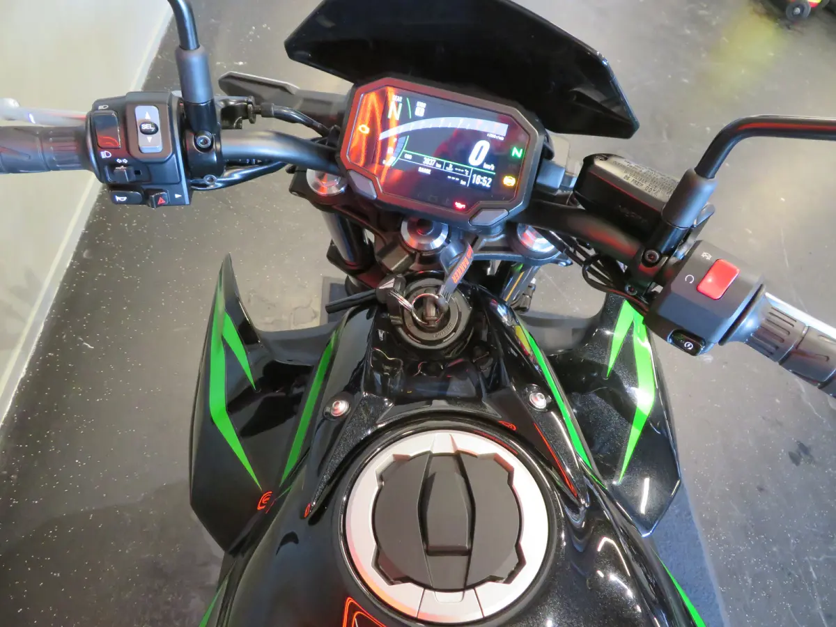 Z650 NIEUWSTAAT!!