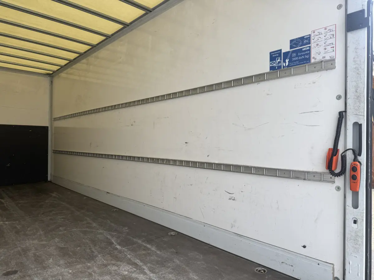 72C18 3.0 Automaat Luchtvering Dubbellucht 1000kg Laadklep Bakwagen Meubelbak Koffer