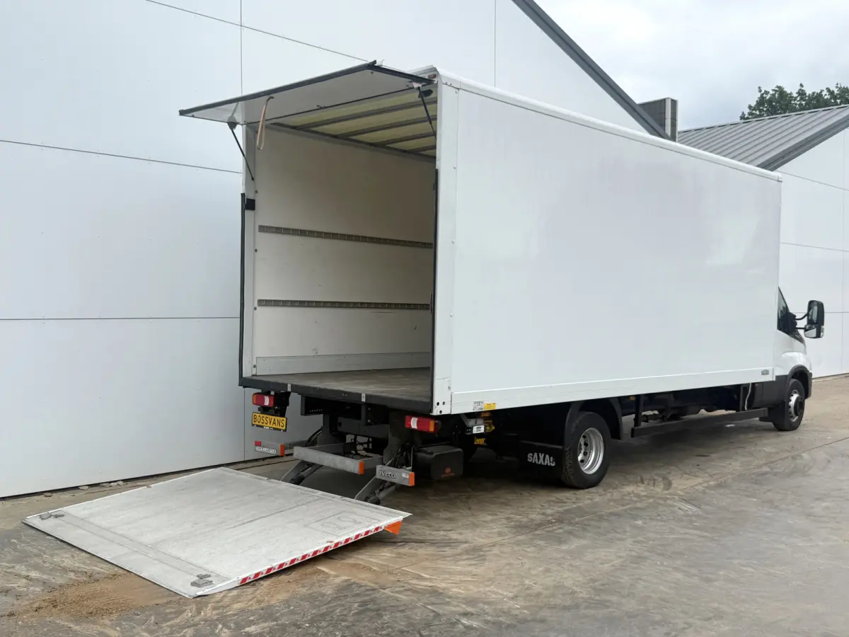 72C18 3.0 Automaat Luchtvering Dubbellucht 1000kg Laadklep Bakwagen Meubelbak Koffer