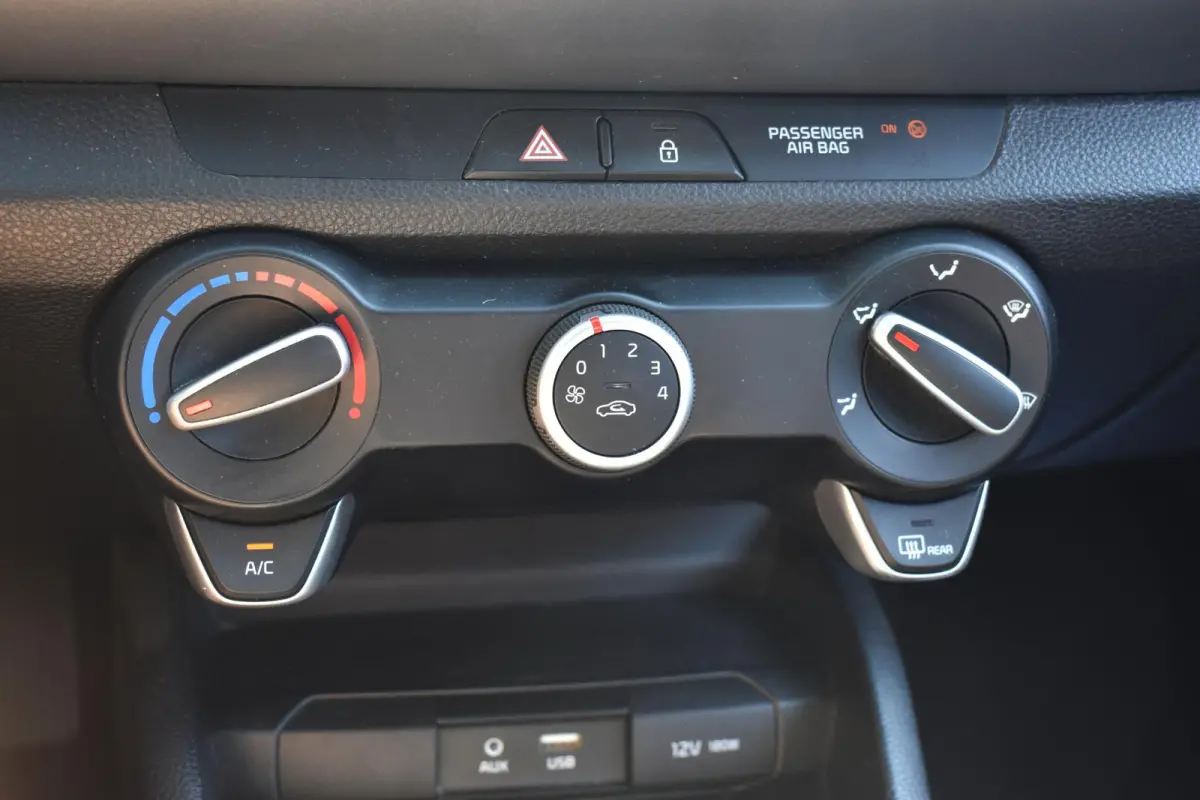 1.0 T-GDi DynamicLine 1e Eigenaar | Navigatie | Camera | 12 mnd BOVAG garantie | Whatsapp 06-53188999