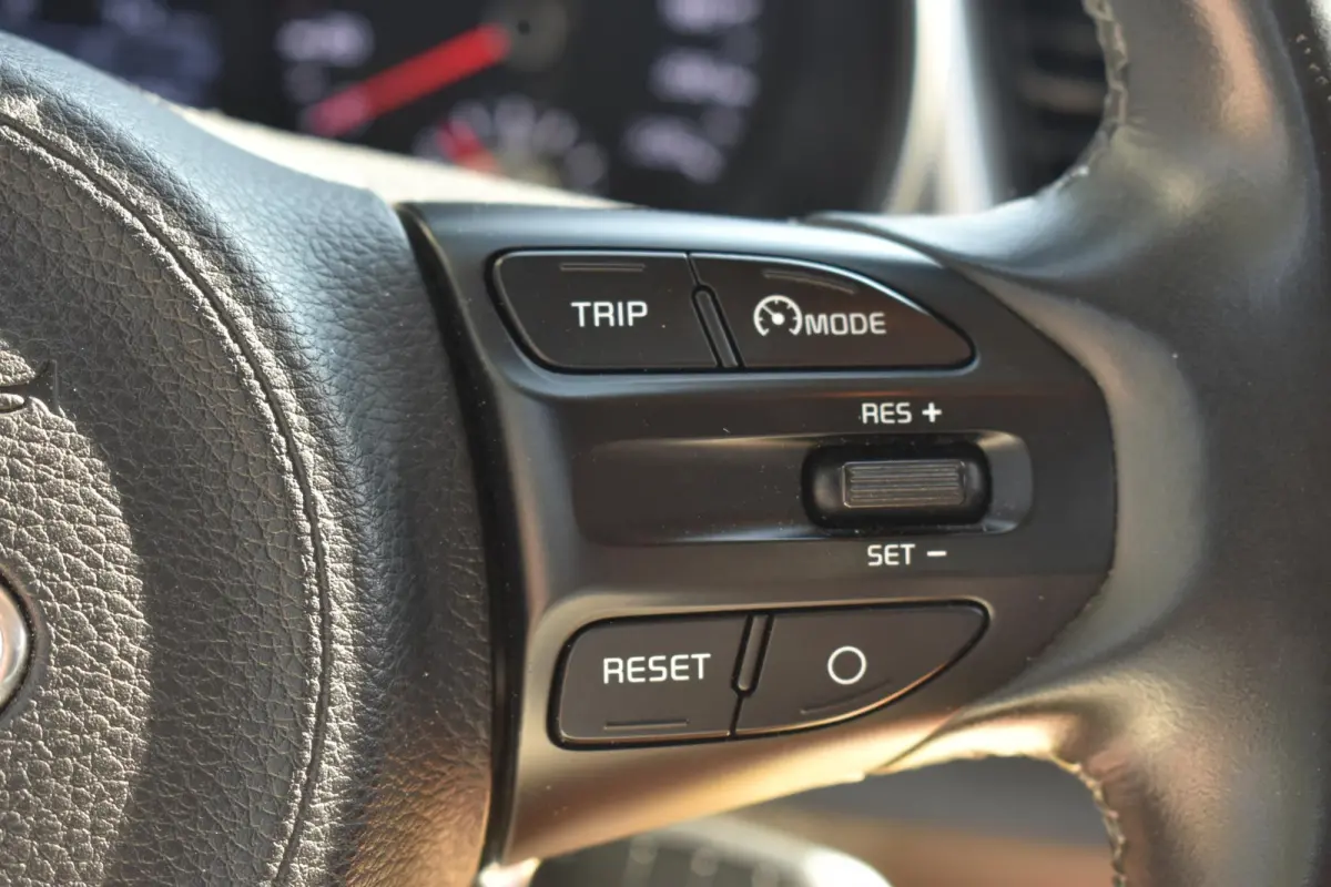 1.0 T-GDi DynamicLine 1e Eigenaar | Navigatie | Camera | 12 mnd BOVAG garantie | Whatsapp 06-53188999