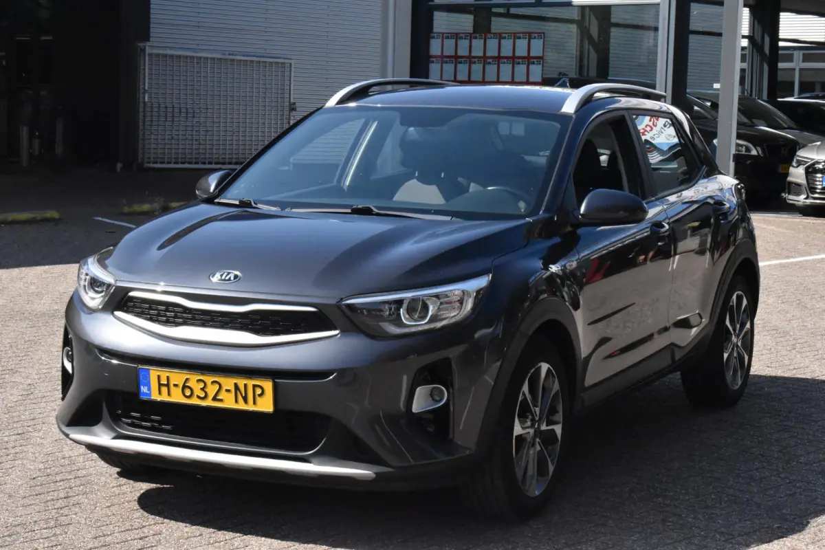 1.0 T-GDi DynamicLine 1e Eigenaar | Navigatie | Camera | 12 mnd BOVAG garantie | Whatsapp 06-53188999