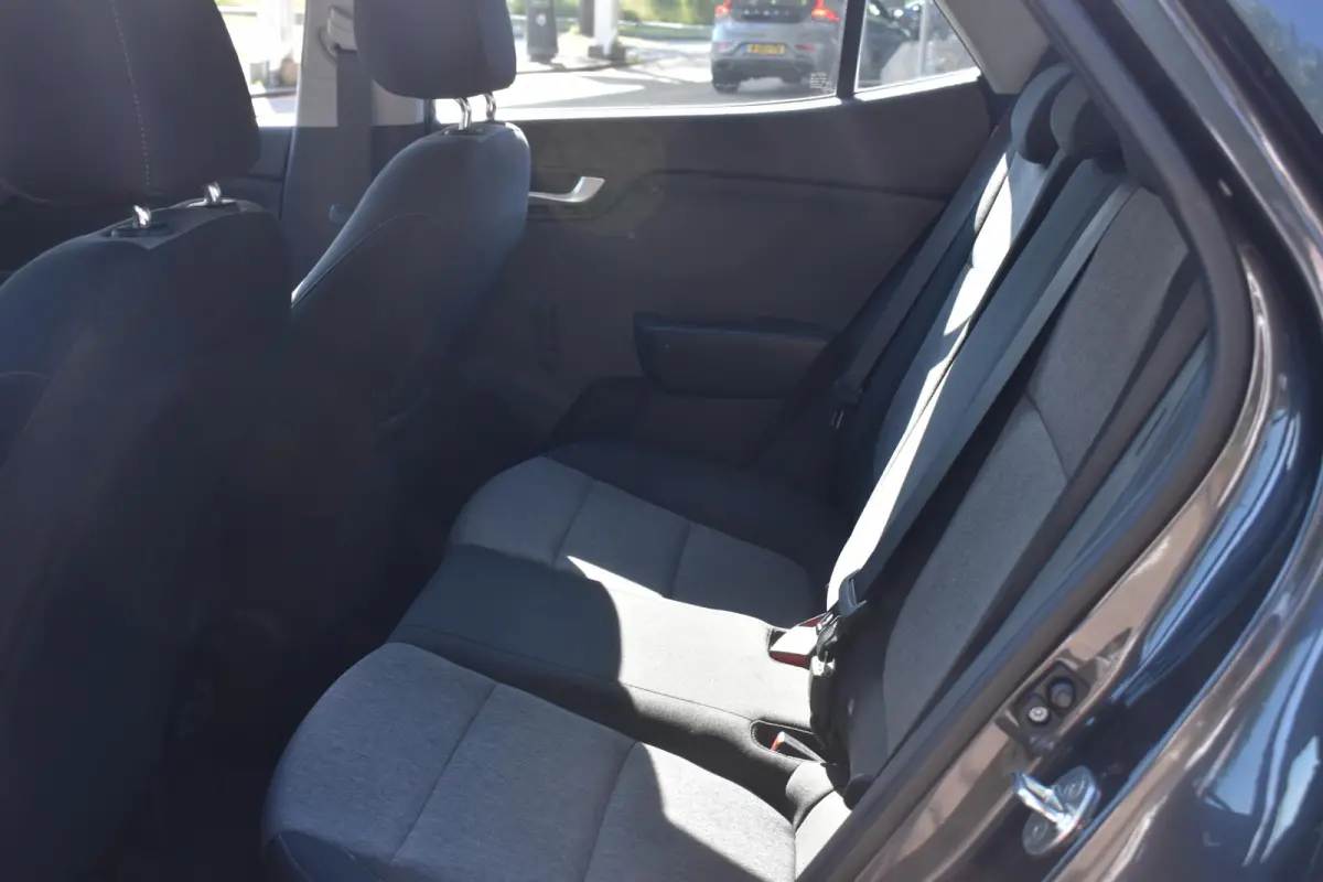 1.0 T-GDi DynamicLine 1e Eigenaar | Navigatie | Camera | 12 mnd BOVAG garantie | Whatsapp 06-53188999