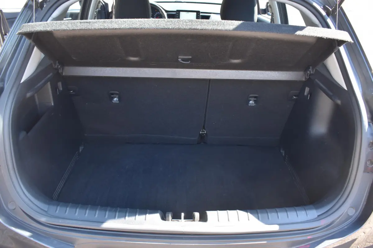 1.0 T-GDi DynamicLine 1e Eigenaar | Navigatie | Camera | 12 mnd BOVAG garantie | Whatsapp 06-53188999