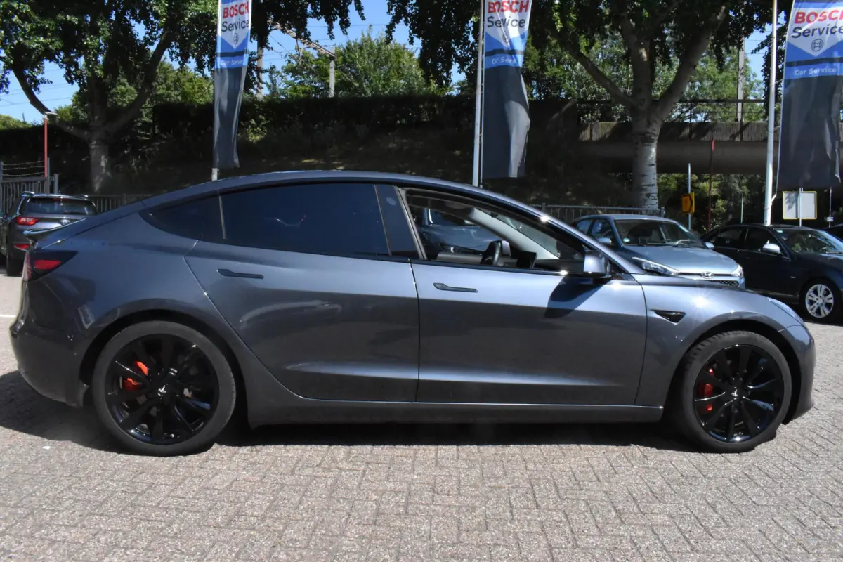 Performance AWD 75 kWh | Long Range | Full Self-Driving Capability | 12 mnd BOVAG garantie | Whatsapp 06-53188999