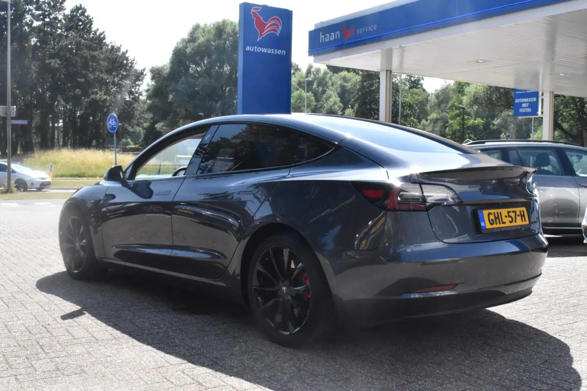 Performance AWD 75 kWh | Long Range | Full Self-Driving Capability | 12 mnd BOVAG garantie | Whatsapp 06-53188999