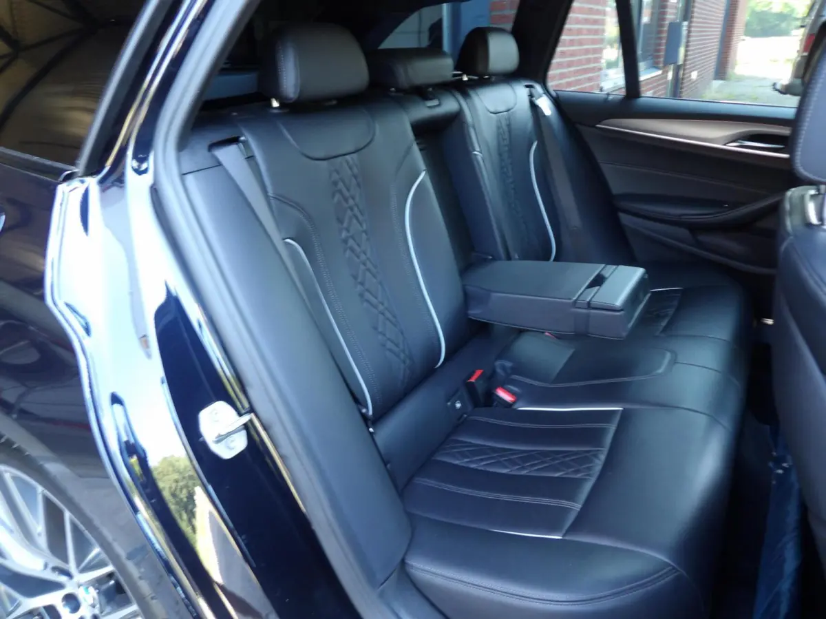 530i High Executive M-SPORT 2019 NL AUTO 64855km NAPPA PANO 20 inch TOPSTAAT