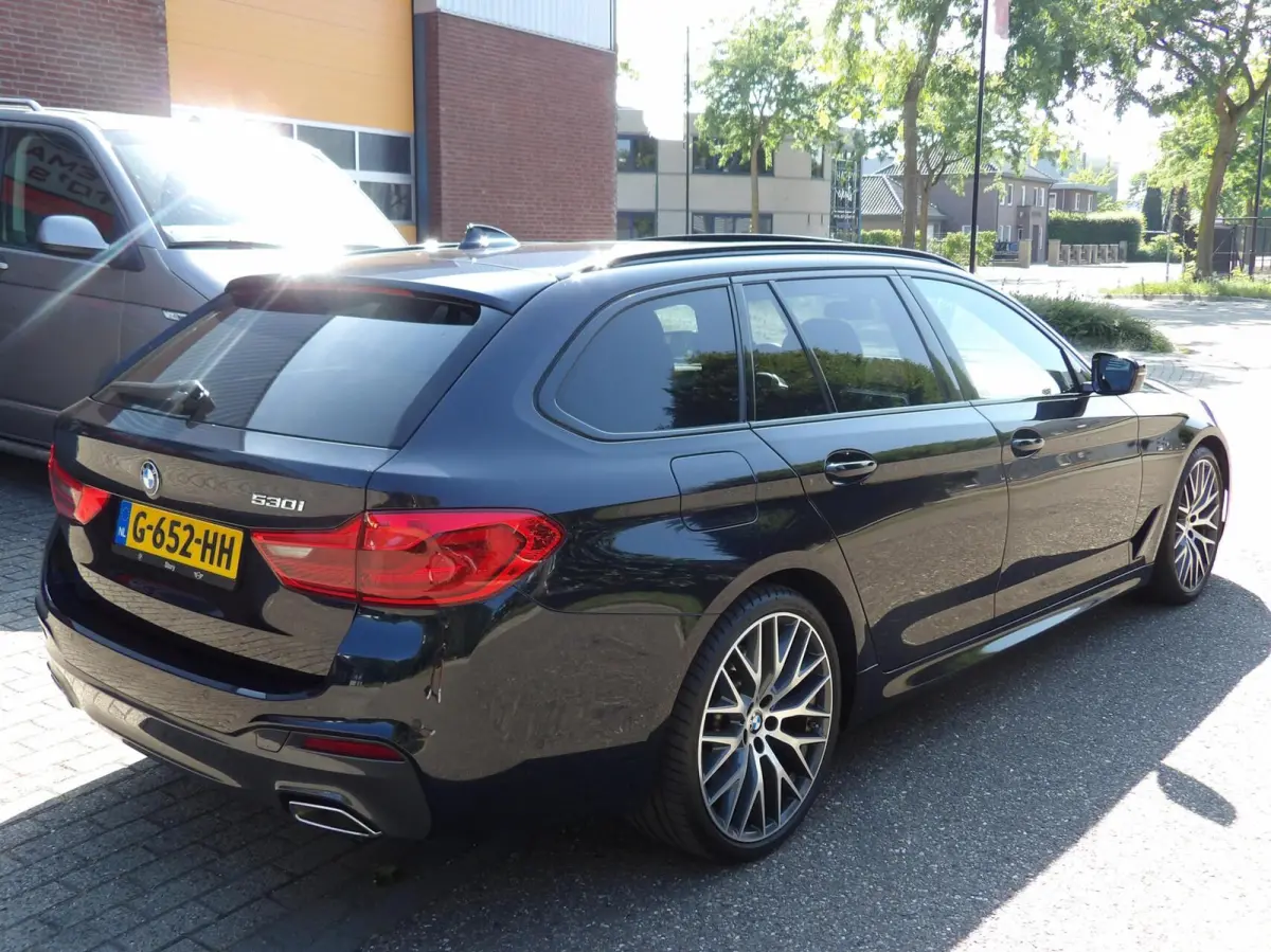 530i High Executive M-SPORT 2019 NL AUTO 64855km NAPPA PANO 20 inch TOPSTAAT