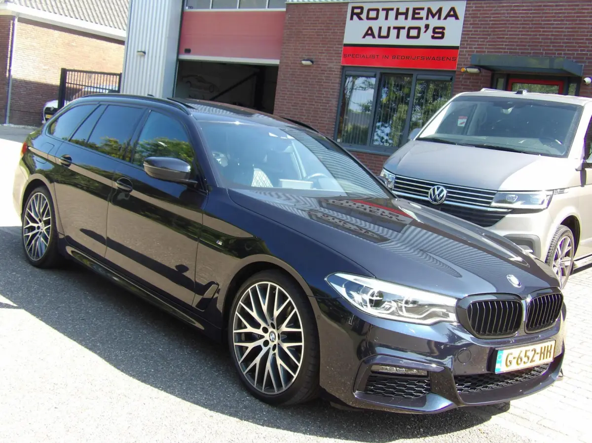 530i High Executive M-SPORT 2019 NL AUTO 64855km NAPPA PANO 20 inch TOPSTAAT