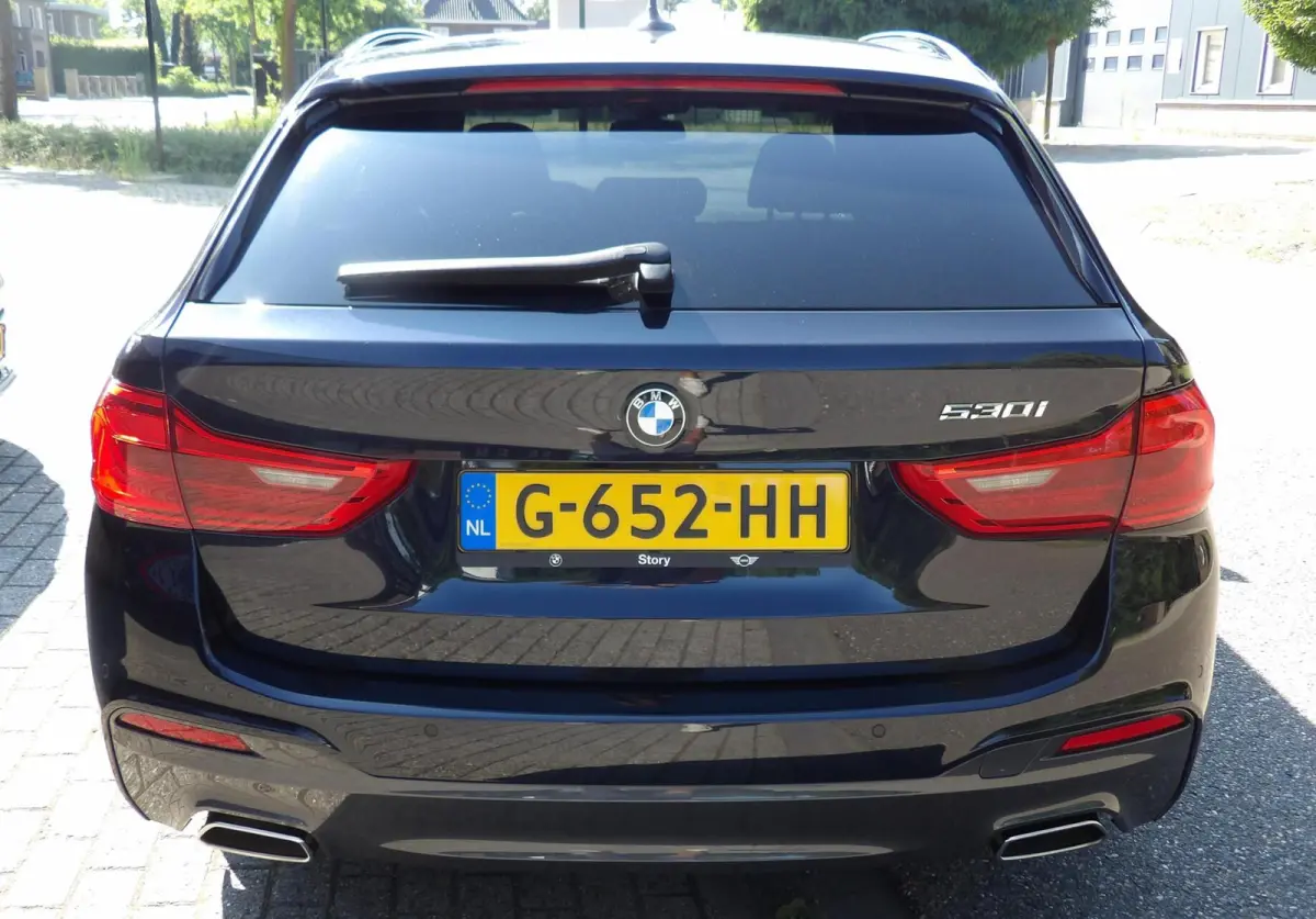 530i High Executive M-SPORT 2019 NL AUTO 64855km NAPPA PANO 20 inch TOPSTAAT