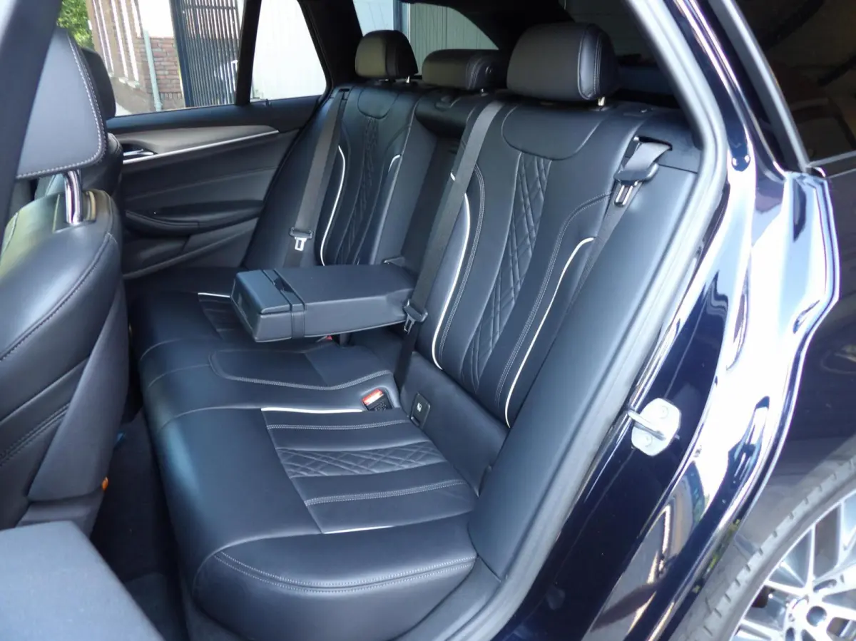 530i High Executive M-SPORT 2019 NL AUTO 64855km NAPPA PANO 20 inch TOPSTAAT