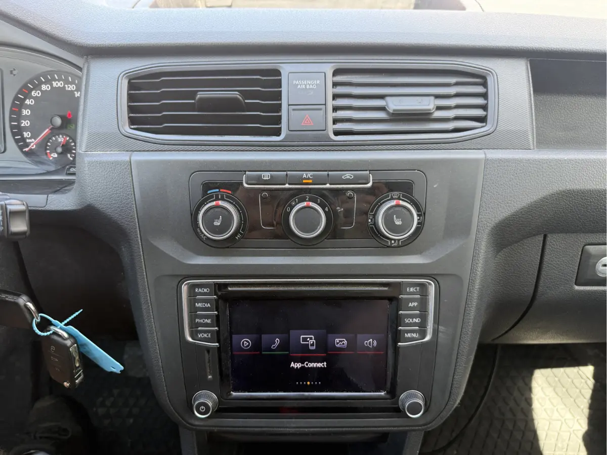e-Caddy 37kWh 113PK L2H1 Elektrisch Caddy ABT Maxi 37,3kWh 159km WLTP Trekhaak Airco Stoelverwarming Parkeersensoren