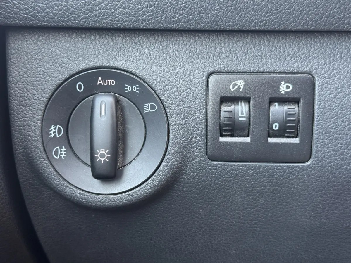 e-Caddy 37kWh 113PK L2H1 Elektrisch Caddy ABT Maxi 37,3kWh 159km WLTP Trekhaak Airco Stoelverwarming Parkeersensoren