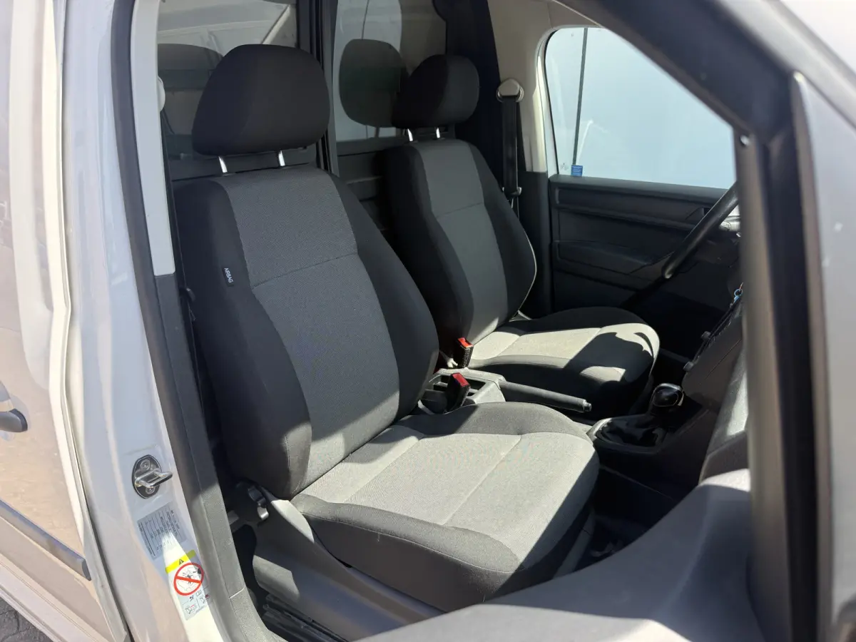 e-Caddy 37kWh 113PK L2H1 Elektrisch Caddy ABT Maxi 37,3kWh 159km WLTP Trekhaak Airco Stoelverwarming Parkeersensoren