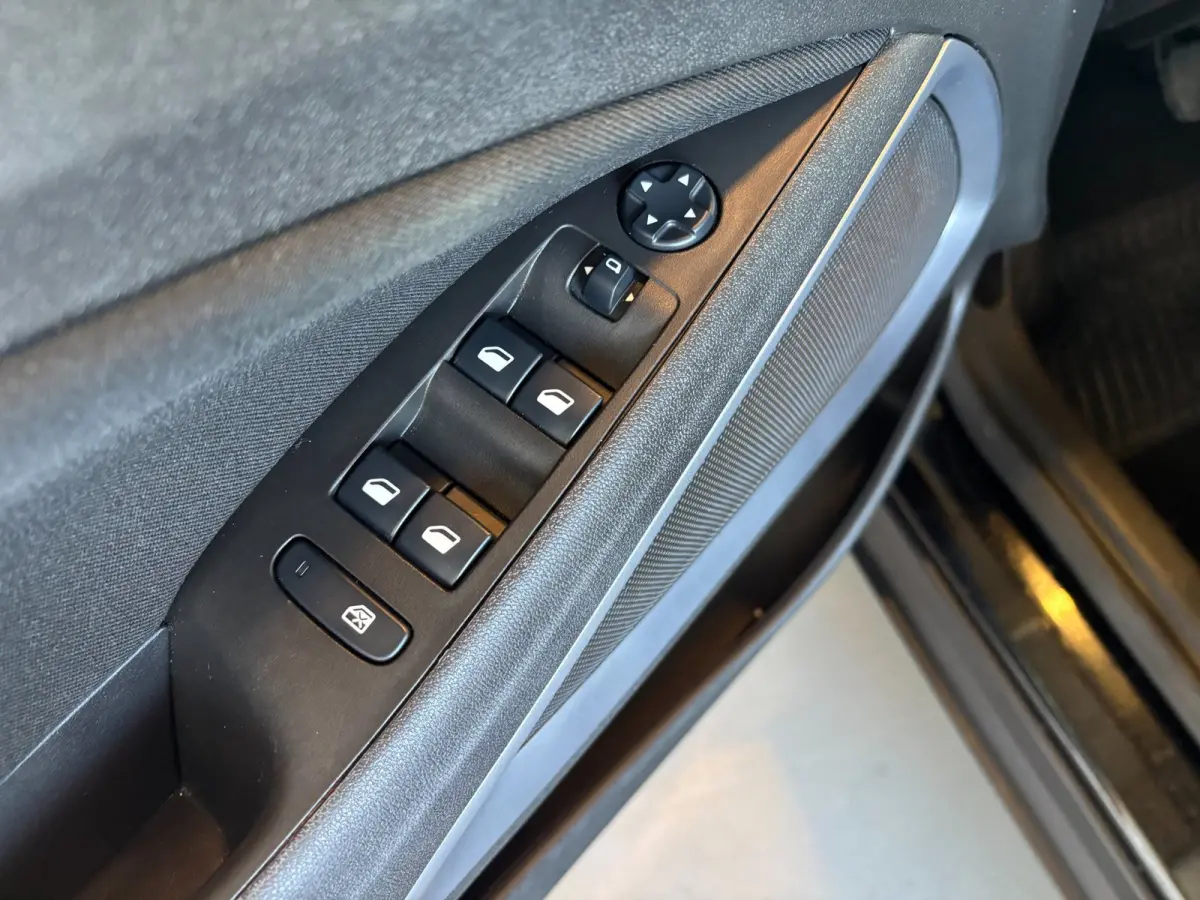 Ultimate Automaat | CarPlay | Stoel/Stuurverwarming | 100% Onderhouden