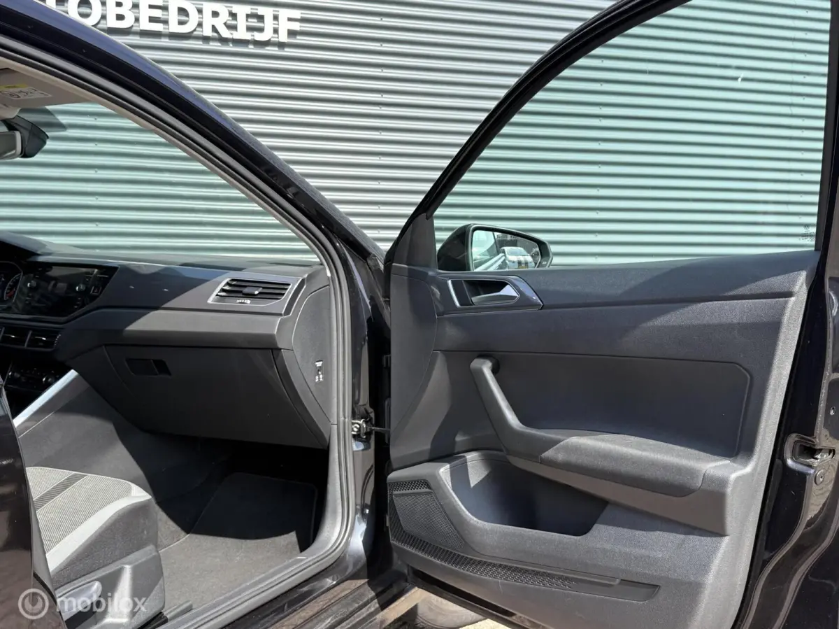 1.0 TSI Highline - Navi - Stoelverwarming - Carplay -