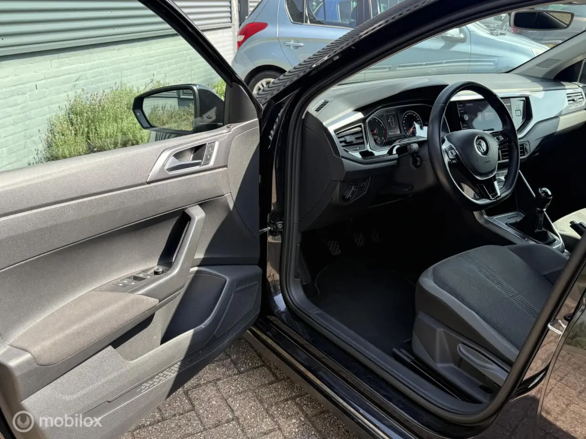 1.0 TSI Highline - Navi - Stoelverwarming - Carplay -