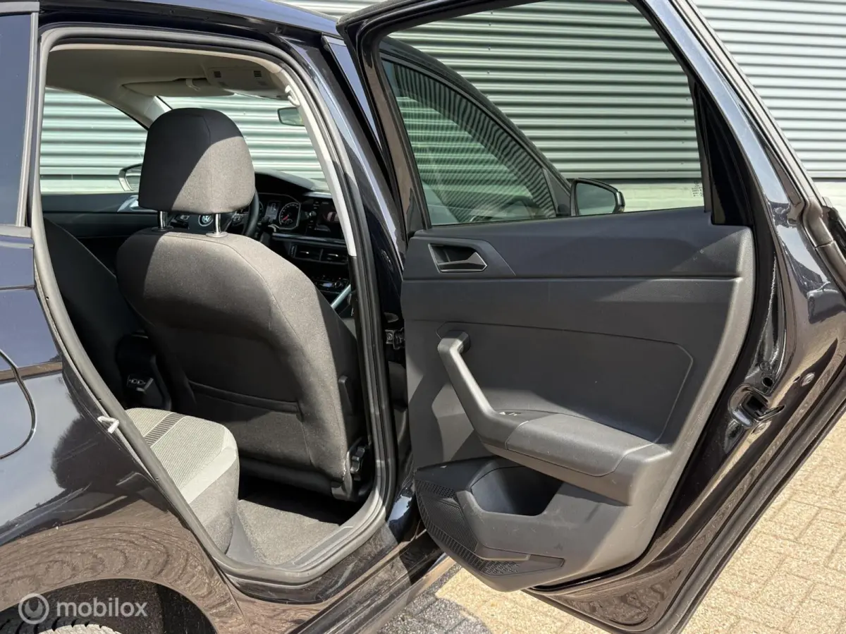 1.0 TSI Highline - Navi - Stoelverwarming - Carplay -