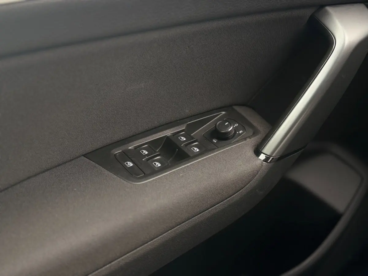 1.0 TSI Comfortline| 7P | Carplay | Cruise