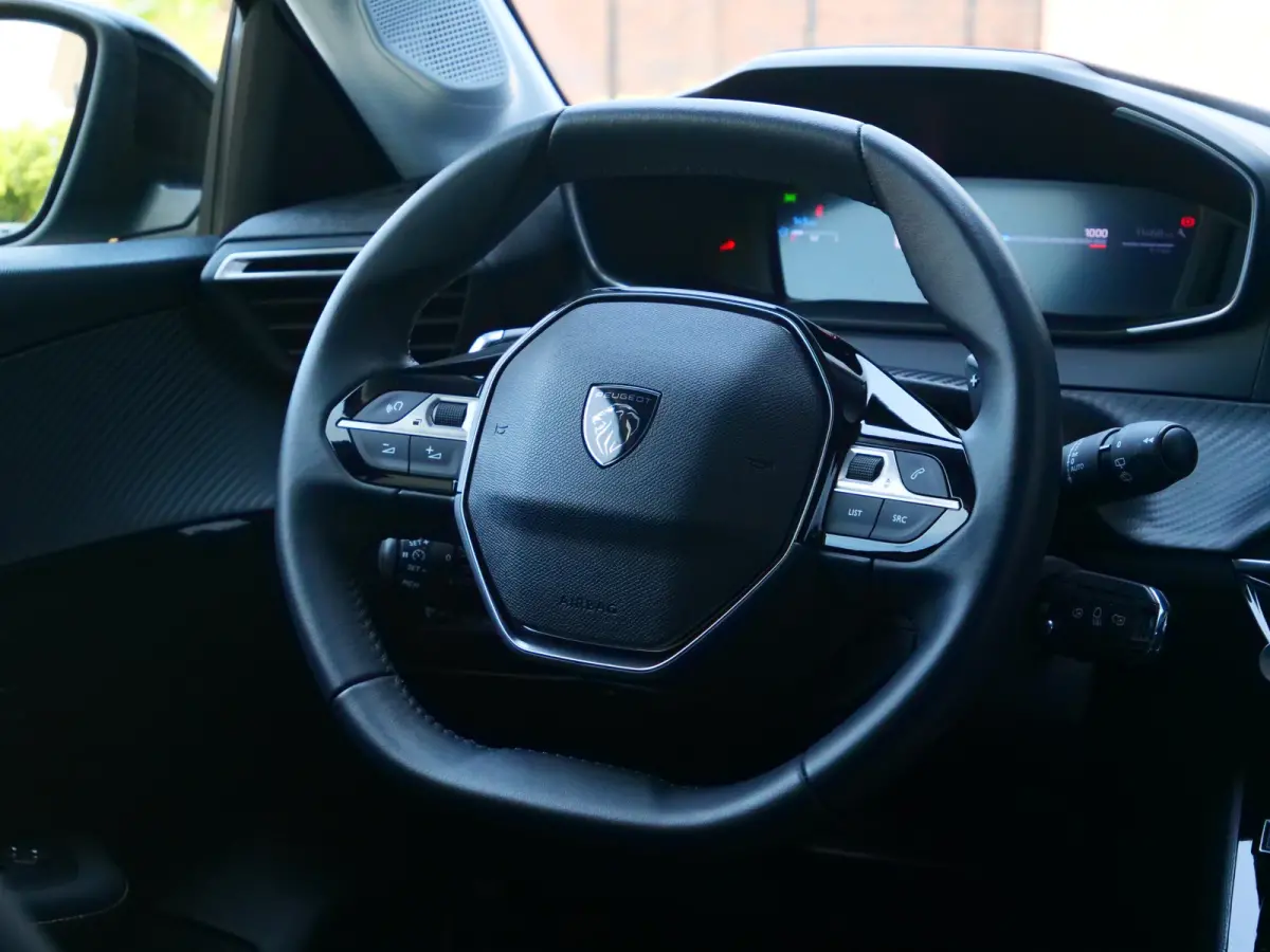 1.2 Hybrid 110 e-DCS6 Allure 110 Pk Automaat Apple Carplay / DAB / PDC