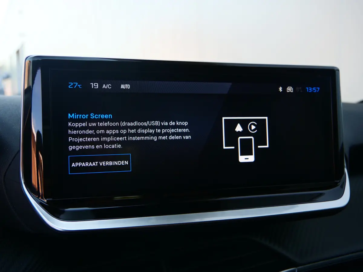 1.2 Hybrid 110 e-DCS6 Allure 110 Pk Automaat Apple Carplay / DAB / PDC