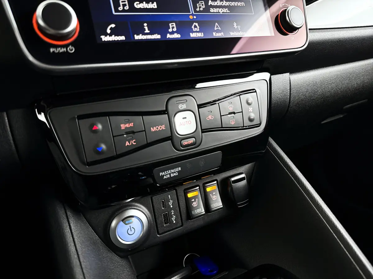 Tekna 40 kWh | 360° camera | Stoelverwarming | Keyless | Extra getint glas