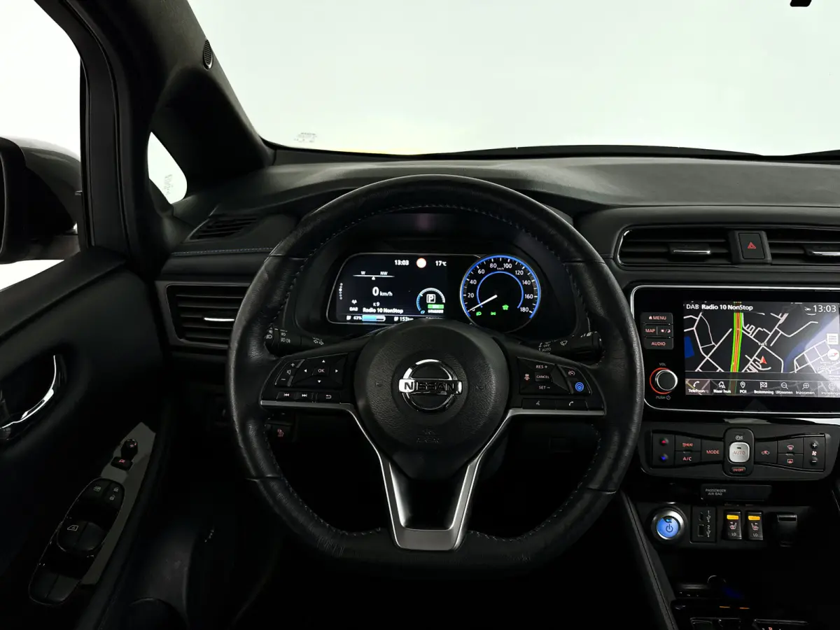 Tekna 40 kWh | 360° camera | Stoelverwarming | Keyless | Extra getint glas