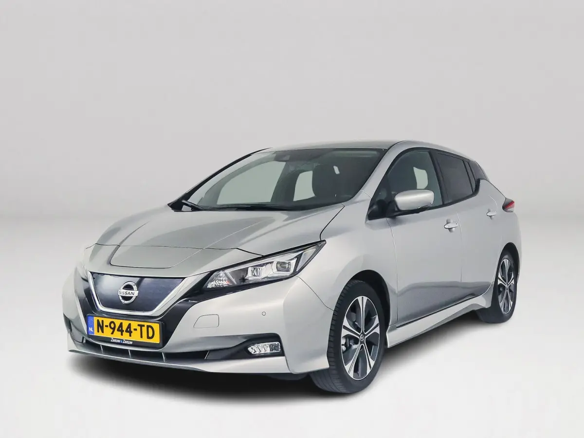Tekna 40 kWh | 360° camera | Stoelverwarming | Keyless | Extra getint glas
