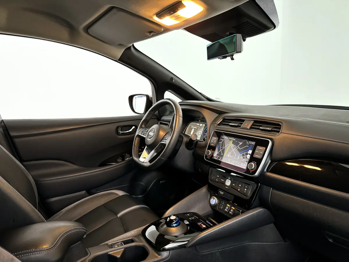 Tekna 40 kWh | 360° camera | Stoelverwarming | Keyless | Extra getint glas