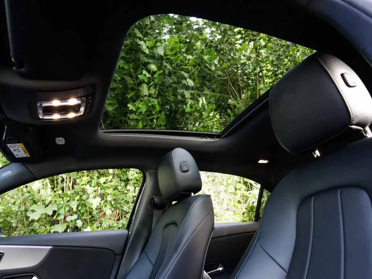 250 e Business Solution Luxury Limited 1e-Eig. & Dealer-Onderh. BOVAG-Garantie. NL-Auto.