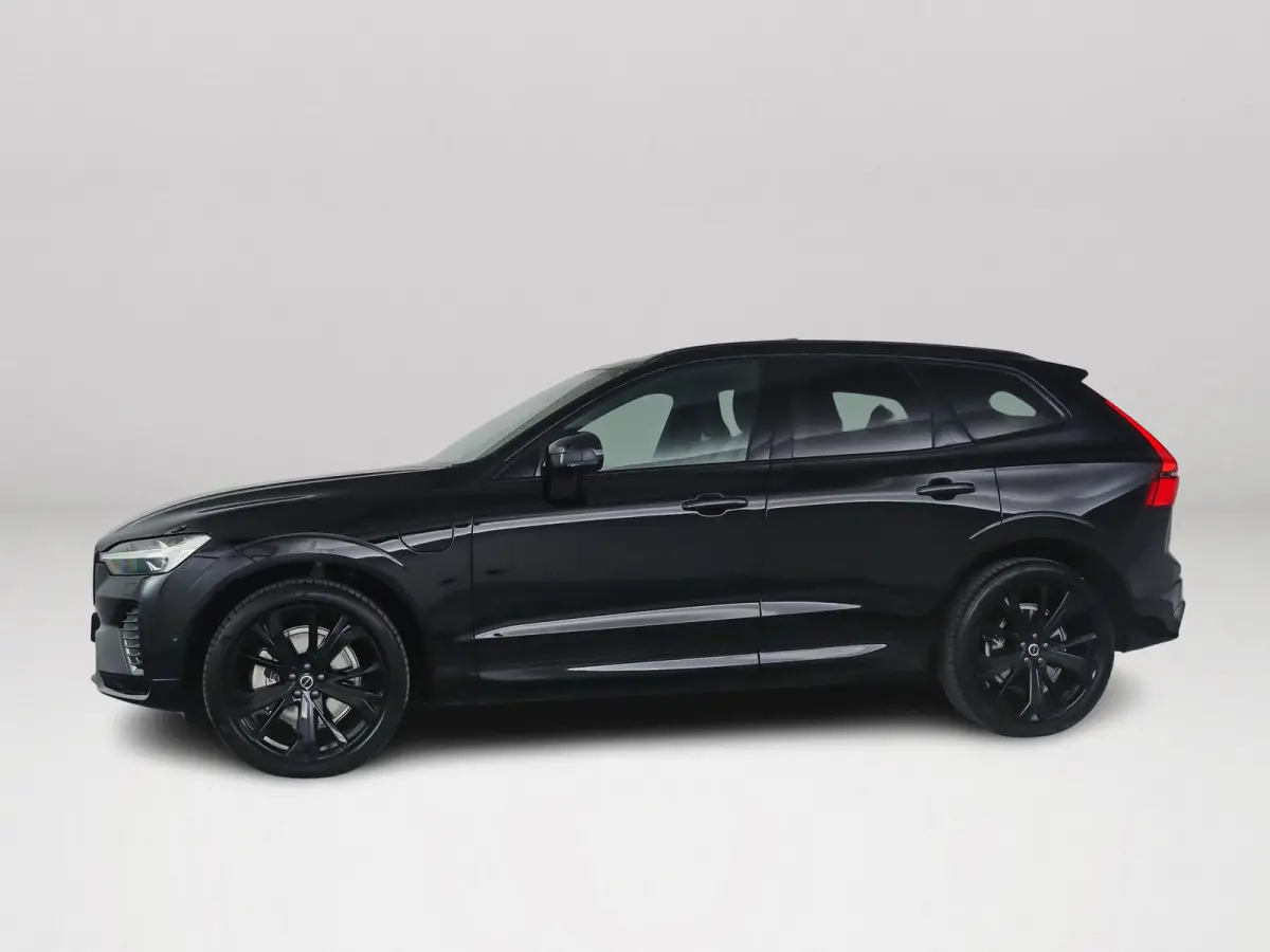 T6 Plug-in hybrid AWD Ultra Black Edition | Panoramadak | 360° camera | Luchtvering | Head-up display | Harman Kardon | Stoel- en Stuurverwarming
