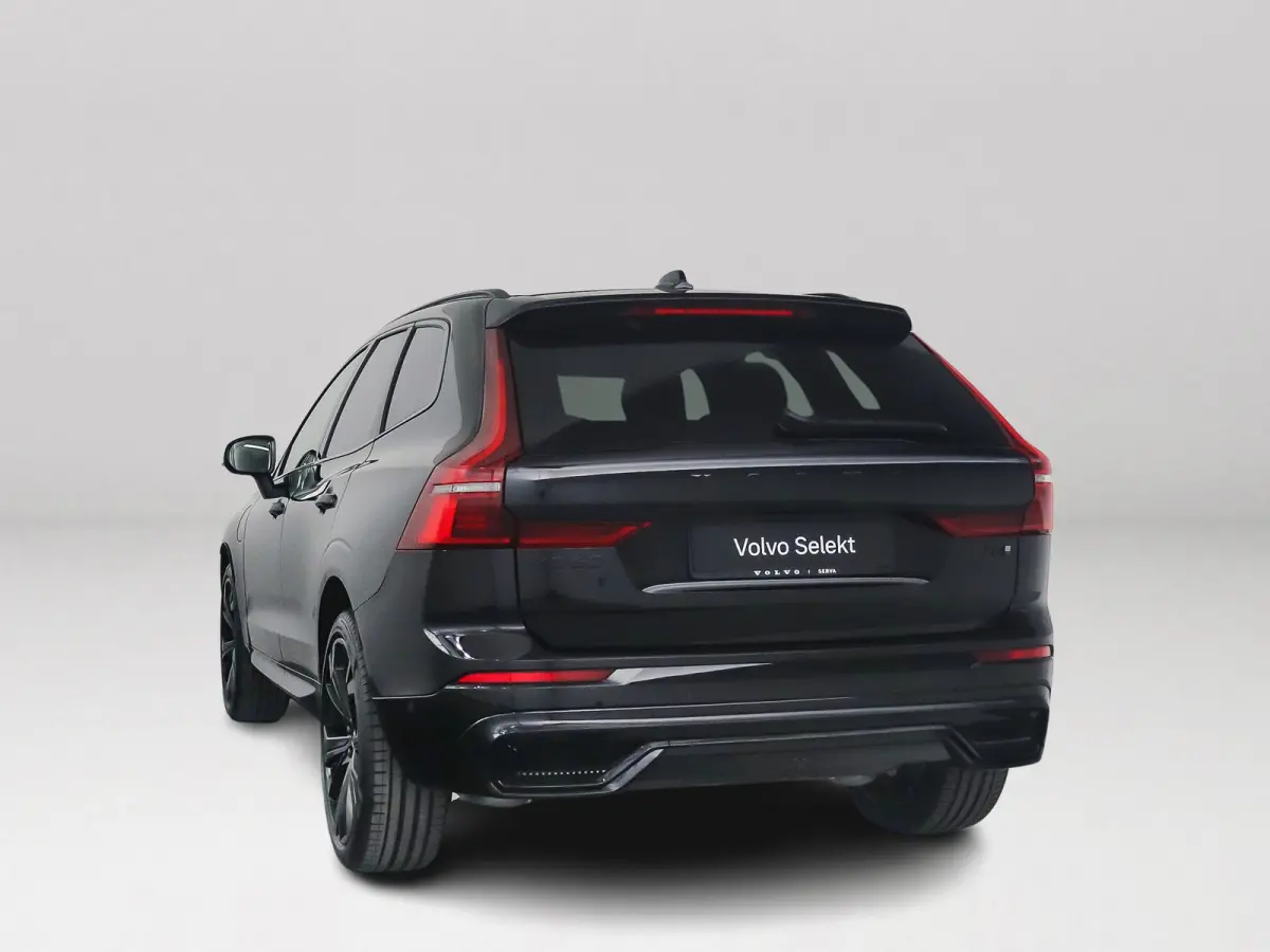 T6 Plug-in hybrid AWD Ultra Black Edition | Panoramadak | 360° camera | Luchtvering | Head-up display | Harman Kardon | Stoel- en Stuurverwarming