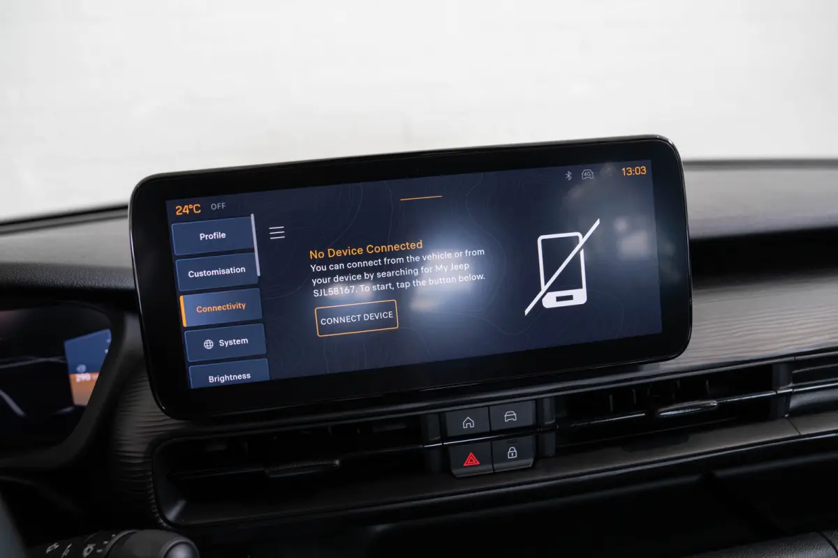1.2 e-Hybrid Longitude | Navigatie | Apple Carplay & Android Auto | Parkeersensoren | Keyless | Lichtmetalen velgen |