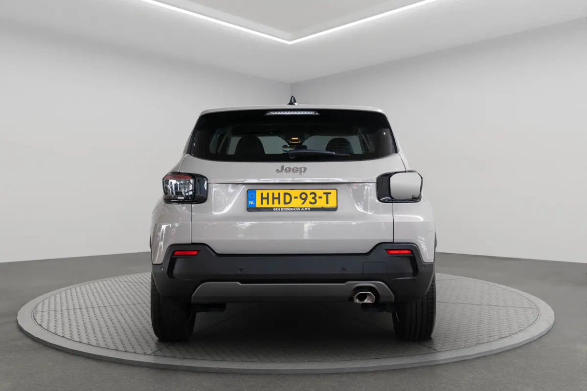 1.2 e-Hybrid Longitude | Navigatie | Apple Carplay & Android Auto | Parkeersensoren | Keyless | Lichtmetalen velgen |