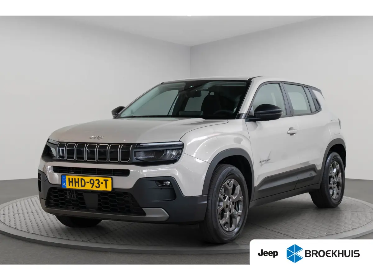 1.2 e-Hybrid Longitude | Navigatie | Apple Carplay & Android Auto | Parkeersensoren | Keyless | Lichtmetalen velgen |