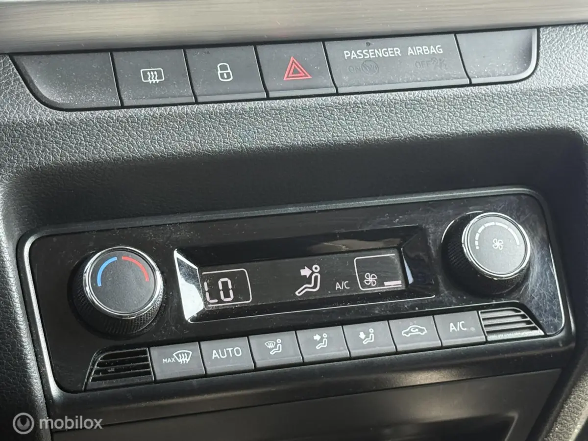 1.2 TSI Drive - Navi - Trekhaak - Nap -