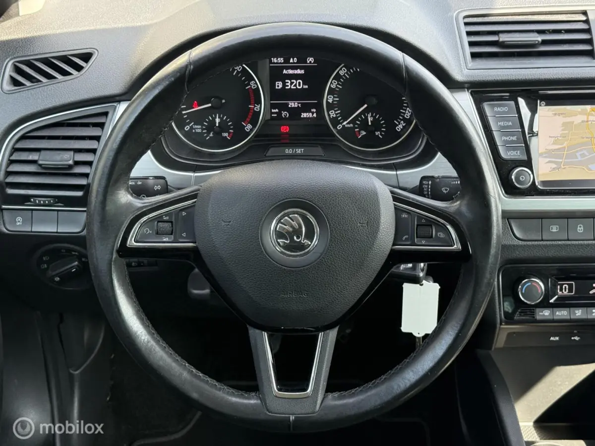 1.2 TSI Drive - Navi - Trekhaak - Nap -