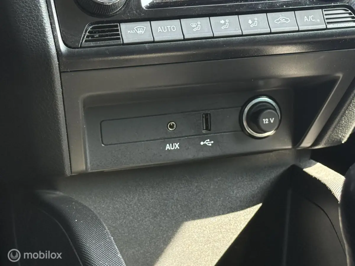 1.2 TSI Drive - Navi - Trekhaak - Nap -