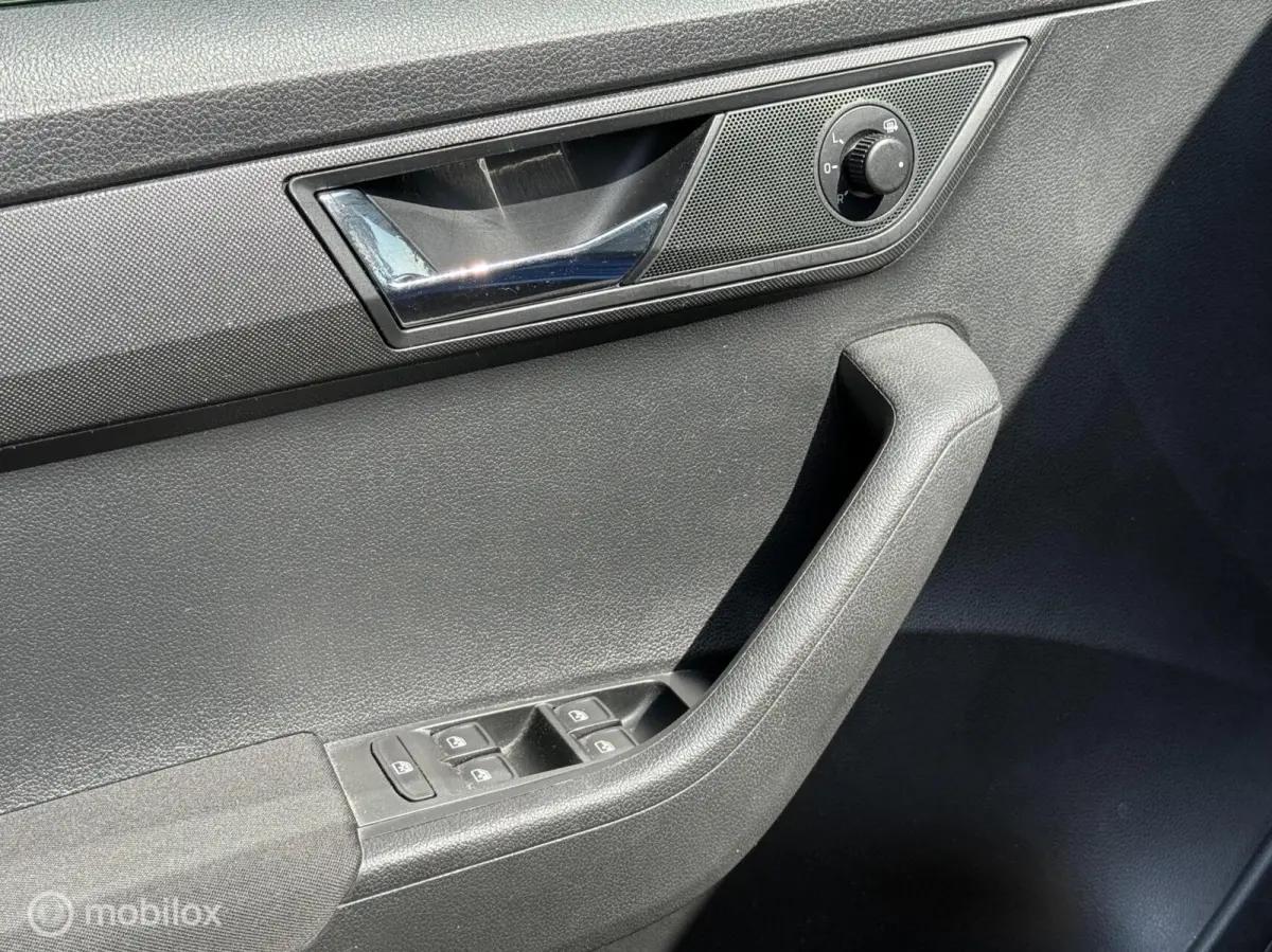 1.2 TSI Drive - Navi - Trekhaak - Nap -