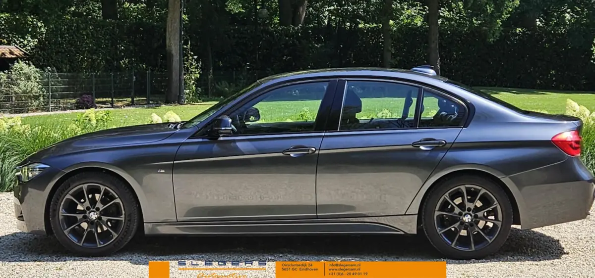 318i Centennial High Executive M Sport black line
