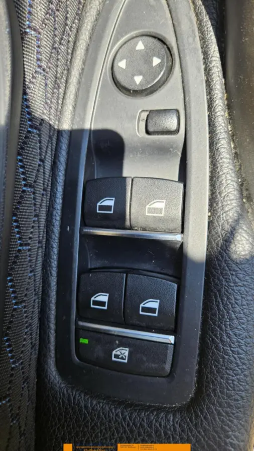 318i Centennial High Executive M Sport black line