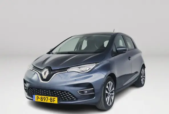R135 Edition One 52 kWh | Parkeercamera | Airco | Cruise control | BLIS | Stoelverwarming